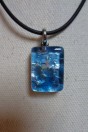 Medaglia juweel in Murano glas fusing blauw met een fijn blad van zilver, sierlijke en fijn murano