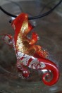 Salamandre rouge feuille d'or et feuille d'argent